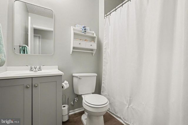 2008 WAVE DR, Stafford, VA 22554
