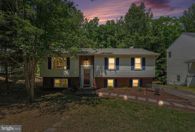 2008 WAVE DR, Stafford, VA 22554