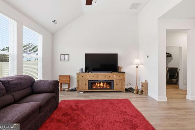 64 Sherwood Drive, Commerce, GA 30529