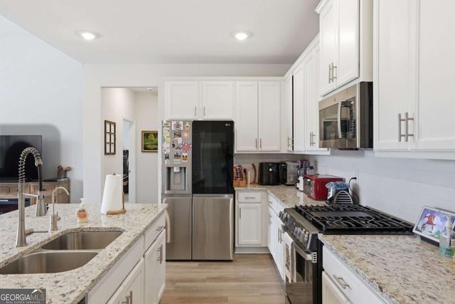 64 Sherwood Drive, Commerce, GA 30529