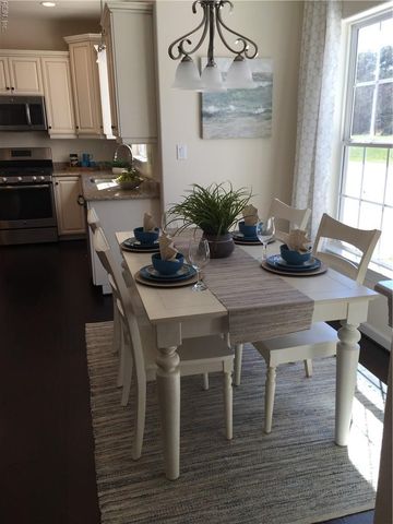 1000 Eleni CT, Chesapeake, VA 23322