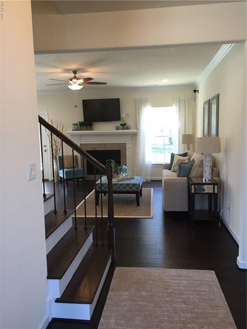 1000 Eleni CT, Chesapeake, VA 23322