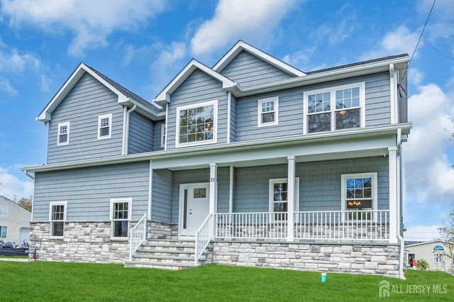 33 Pennsylvania Avenue, Ocean Twp, NJ 08758