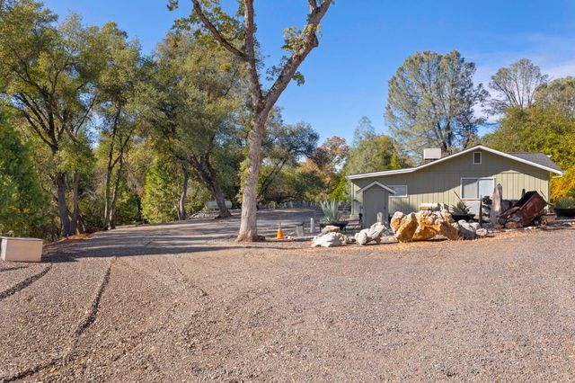 701 Old Bald Mountain Rd., Sonora, CA 95370
