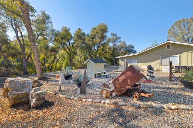 701 Old Bald Mountain Rd., Sonora, CA 95370