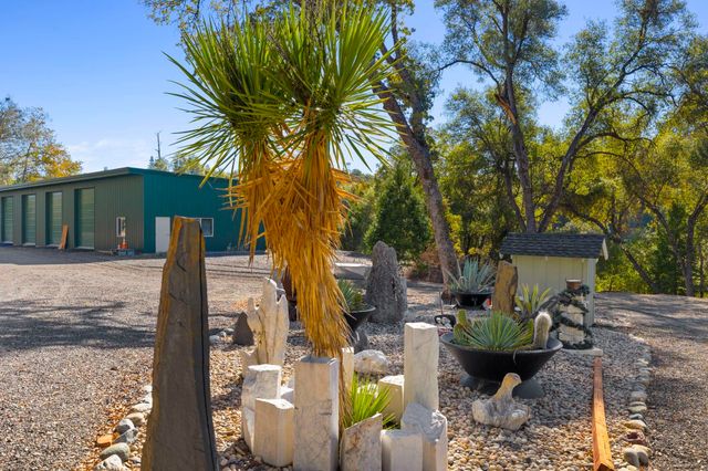 701 Old Bald Mountain Rd., Sonora, CA 95370