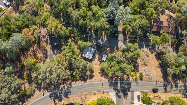 701 Old Bald Mountain Rd., Sonora, CA 95370