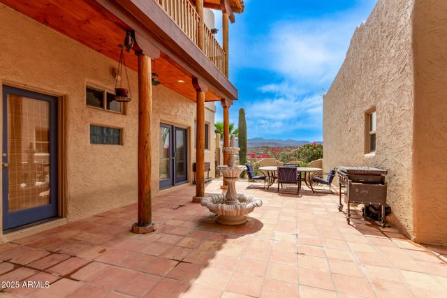 32150 S LISA Drive, Black Canyon City, AZ 85324