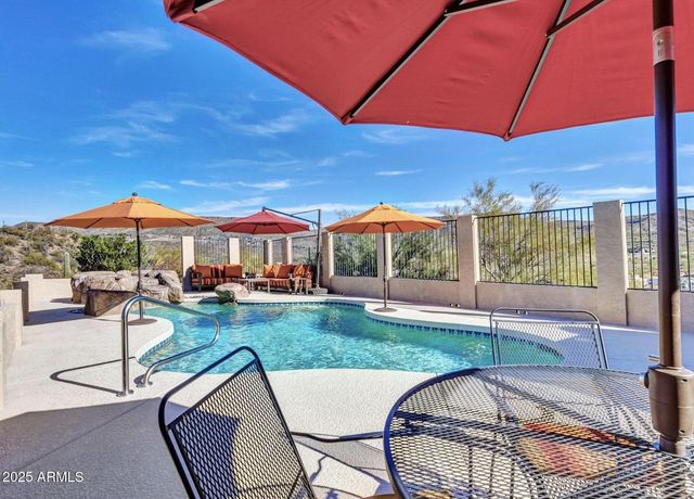 32150 S LISA Drive, Black Canyon City, AZ 85324