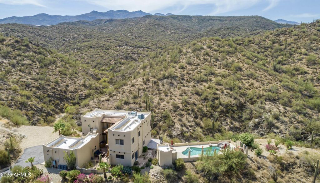 32150 S LISA Drive, Black Canyon City, AZ 85324