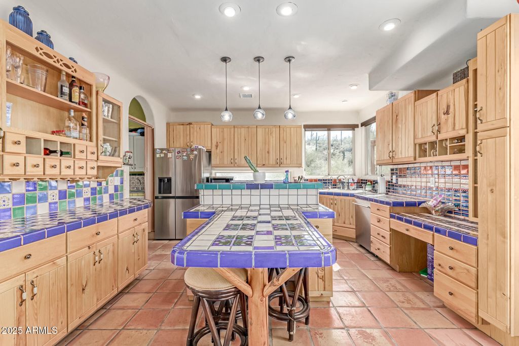 Image 19 of property listing at 32150 S LISA Drive, Black Canyon City, AZ 85324