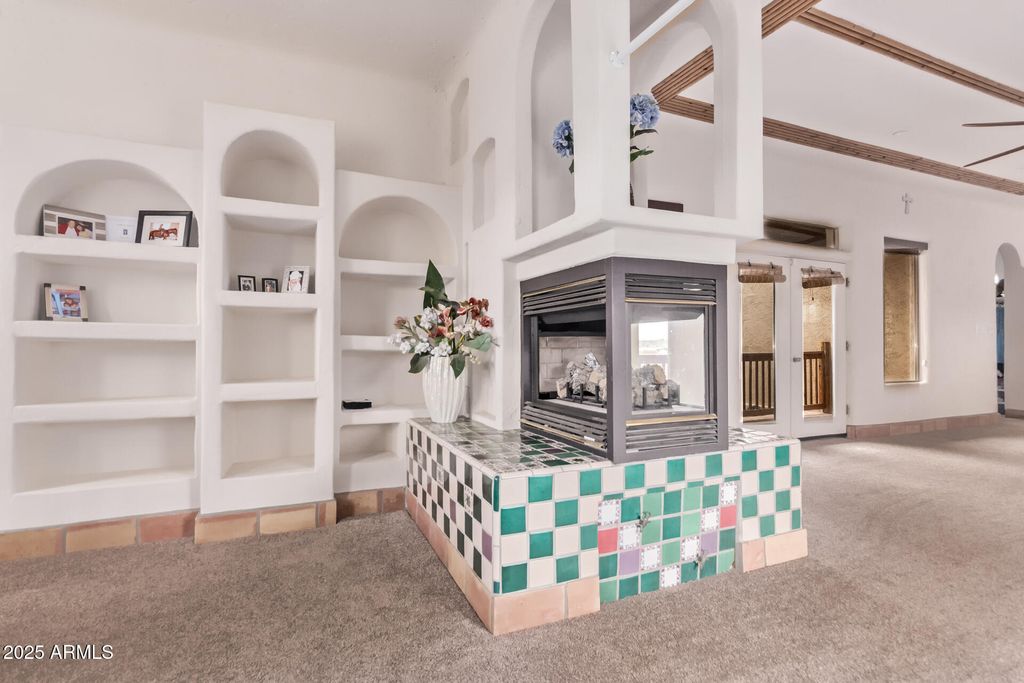 Image 27 of property listing at 32150 S LISA Drive, Black Canyon City, AZ 85324