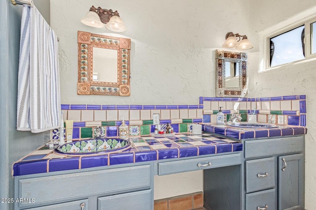 Image 30 of property listing at 32150 S LISA Drive, Black Canyon City, AZ 85324