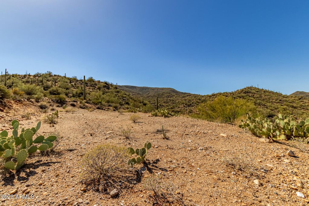 Image 63 of property listing at 32150 S LISA Drive, Black Canyon City, AZ 85324