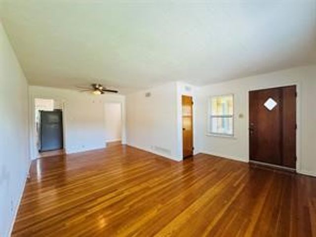 1015 W Sycamore Street, Sherman, TX 75092