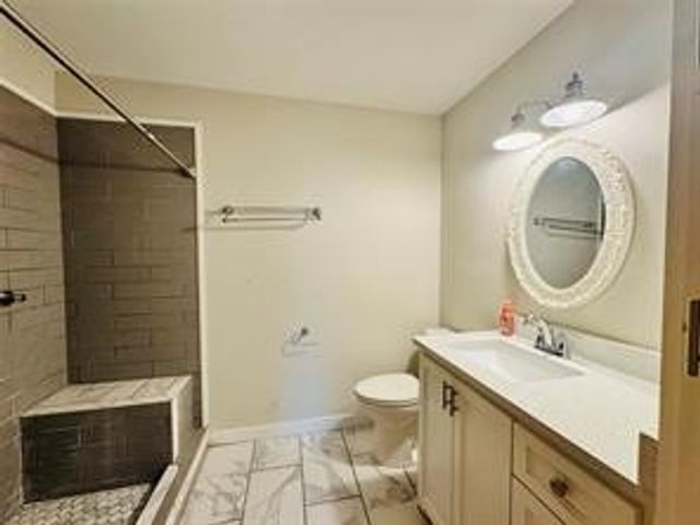 1015 W Sycamore Street, Sherman, TX 75092