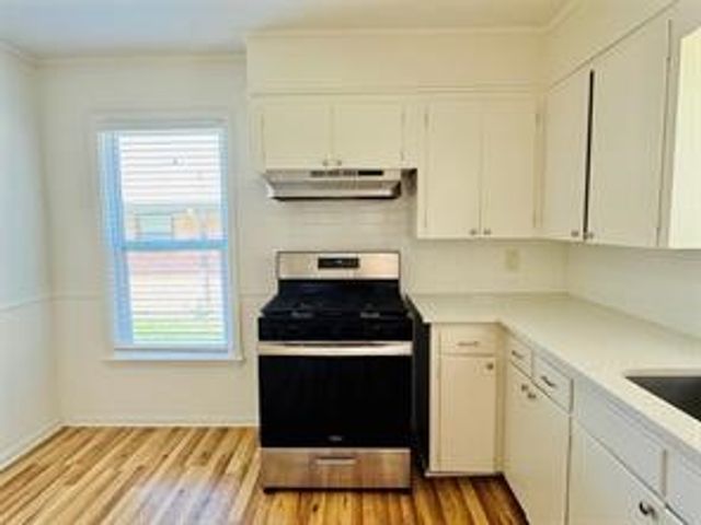 1015 W Sycamore Street, Sherman, TX 75092