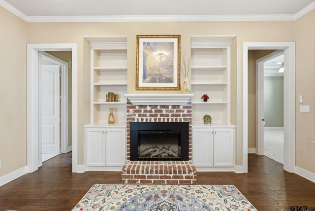 3942 Charleston Park, Tyler, TX 75701