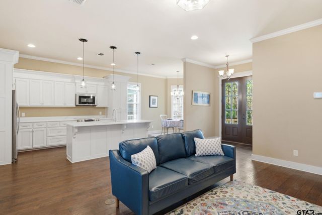 3942 Charleston Park, Tyler, TX 75701