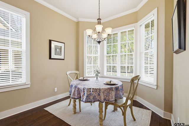 3942 Charleston Park, Tyler, TX 75701