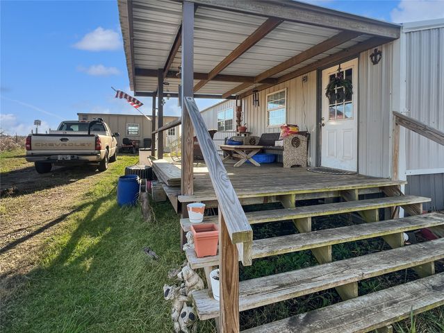 651 County Road 2906, Dodd City, TX 75438