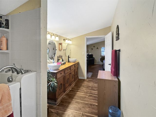 651 County Road 2906, Dodd City, TX 75438
