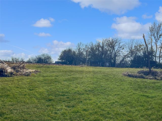 651 County Road 2906, Dodd City, TX 75438