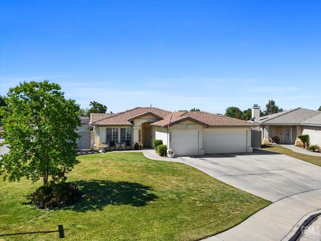 10401 Iroquois Lane, Bakersfield, CA 93312