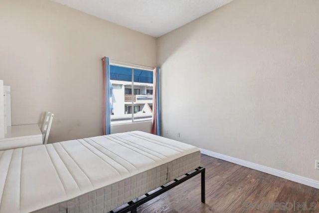 8324 Regents Rd 2E, San Diego, CA 92122