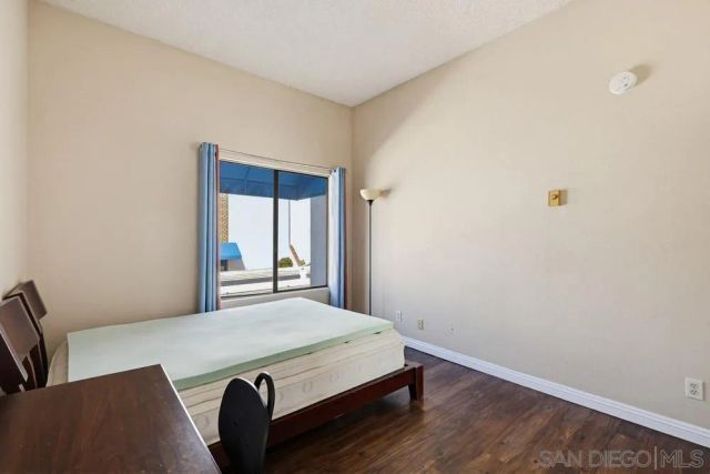 8324 Regents Rd 2E, San Diego, CA 92122