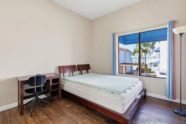 8324 Regents Rd 2E, San Diego, CA 92122