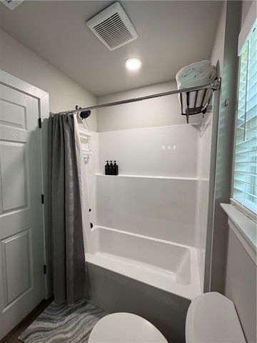 8 Ampthill Lane, Bella Vista, AR 72714