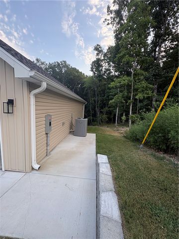 8 Ampthill Lane, Bella Vista, AR 72714