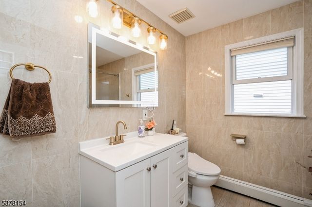 298 Nedellec Dr, Saddle Brook Twp., NJ 07663