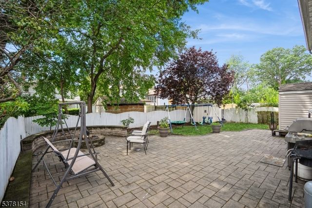 298 Nedellec Dr, Saddle Brook Twp., NJ 07663
