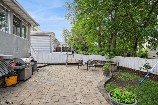298 Nedellec Dr, Saddle Brook Twp., NJ 07663