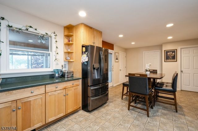 298 Nedellec Dr, Saddle Brook Twp., NJ 07663