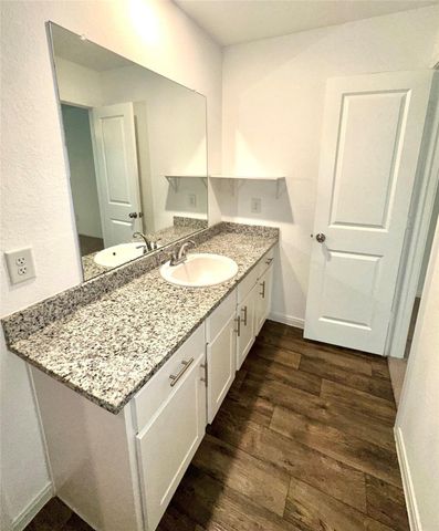 317 Road 5138, Cleveland, TX 77327