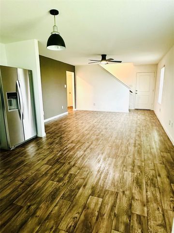 317 Road 5138, Cleveland, TX 77327