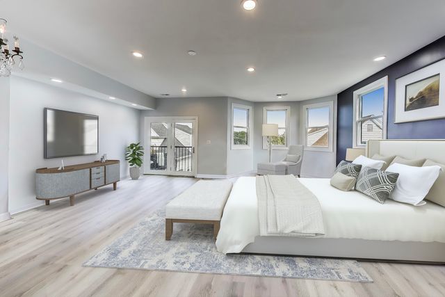 6431 N Paulina Street, Chicago, IL 60626