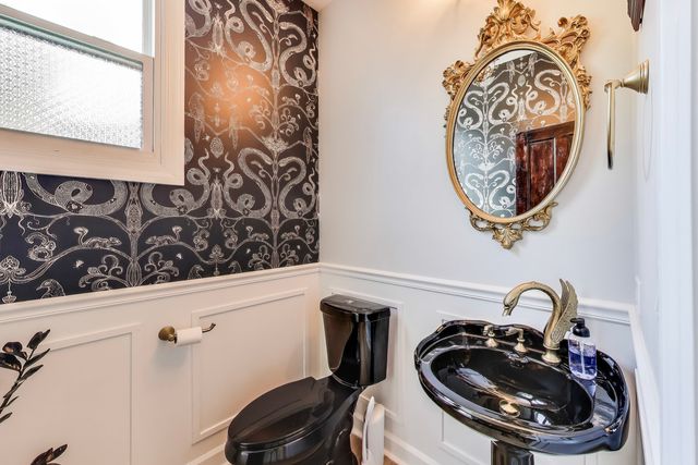 6431 N Paulina Street, Chicago, IL 60626