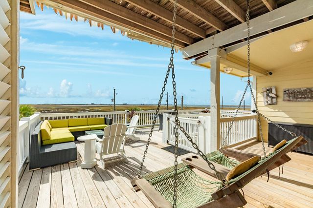 206 China Clipper Drive, Freeport, TX 77541