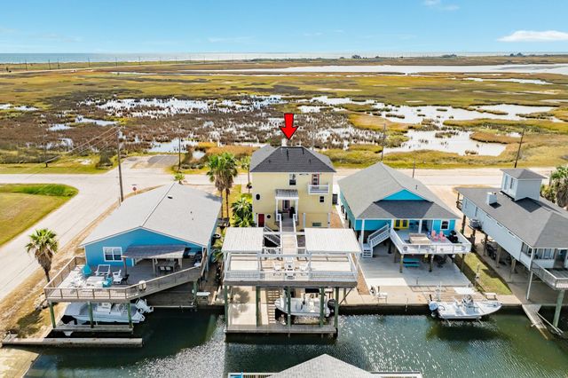 206 China Clipper Drive, Freeport, TX 77541