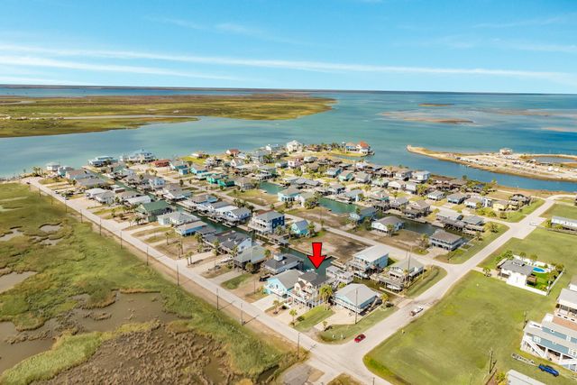 206 China Clipper Drive, Freeport, TX 77541