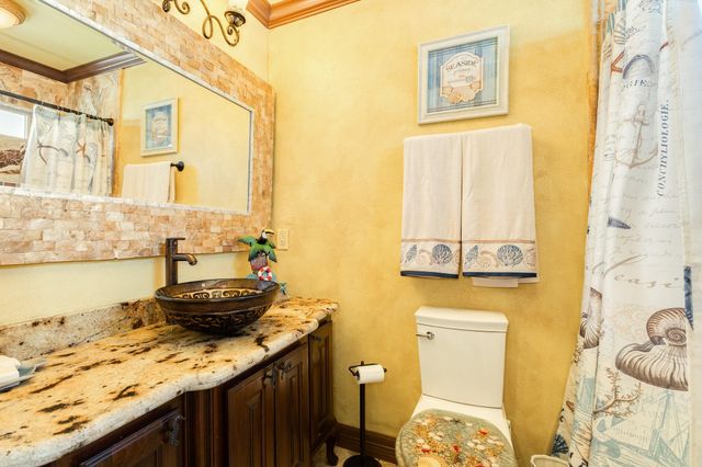 206 China Clipper Drive, Freeport, TX 77541