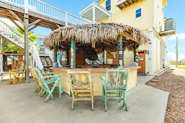 206 China Clipper Drive, Freeport, TX 77541