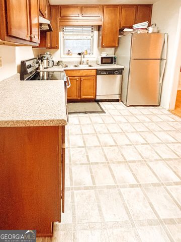 1273 Shoreham Drive, Atlanta, GA 30349