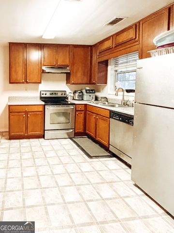 1273 Shoreham Drive, Atlanta, GA 30349