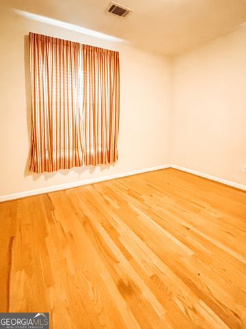 1273 Shoreham Drive, Atlanta, GA 30349