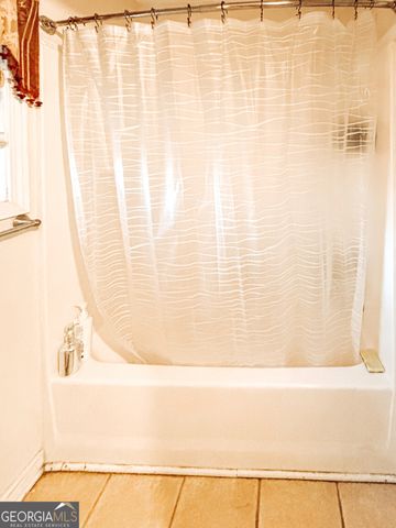 1273 Shoreham Drive, Atlanta, GA 30349